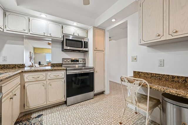 5500 NW 2nd Avenue 614, Boca Raton, FL 33487