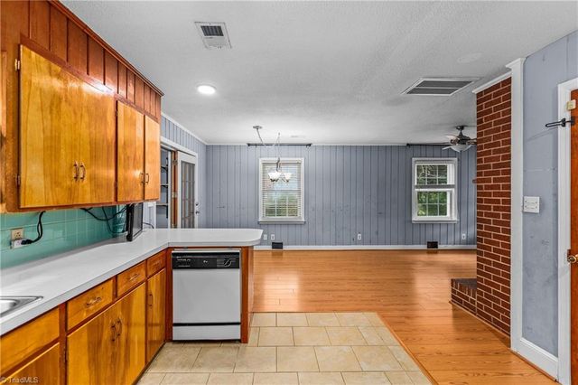 120 Martindale Road, Winston-salem, NC 27107