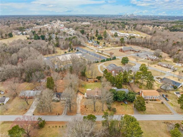 120 Martindale Road, Winston-salem, NC 27107