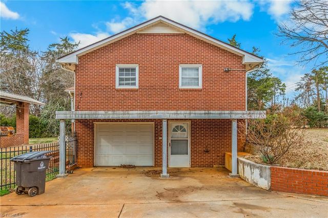 120 Martindale Road, Winston-salem, NC 27107