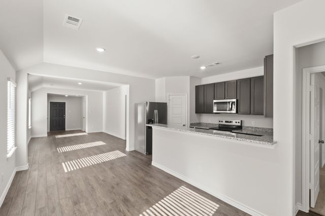 1505 Romans Road, Ennis, TX 75119