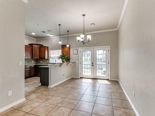 2195 S Dobbs Road, Harrah, OK 73045