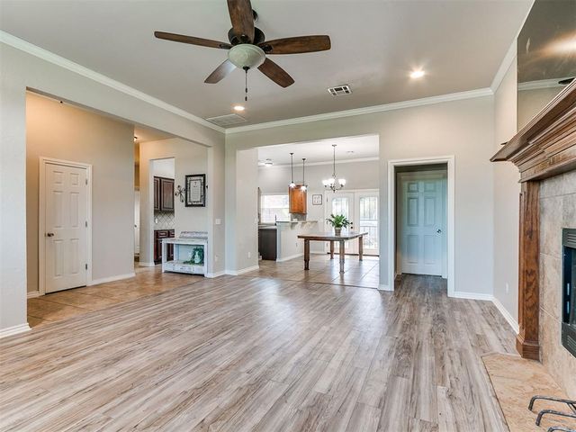 2195 S Dobbs Road, Harrah, OK 73045