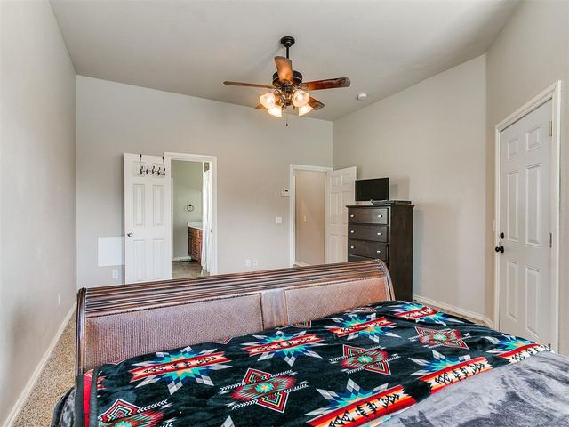 2195 S Dobbs Road, Harrah, OK 73045