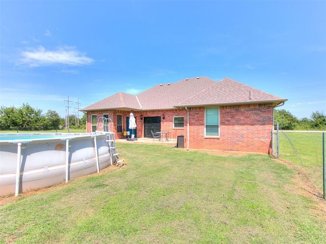 2195 S Dobbs Road, Harrah, OK 73045