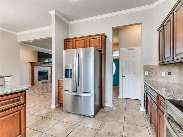2195 S Dobbs Road, Harrah, OK 73045