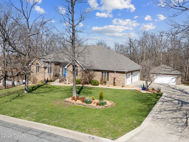 1021 Oakmont Drive, Joplin, MO 64804