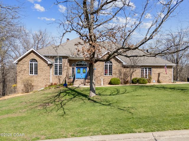 1021 Oakmont Drive, Joplin, MO 64804