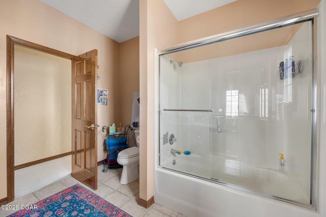 1021 Oakmont Drive, Joplin, MO 64804