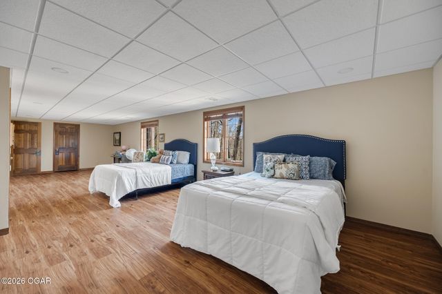 1021 Oakmont Drive, Joplin, MO 64804