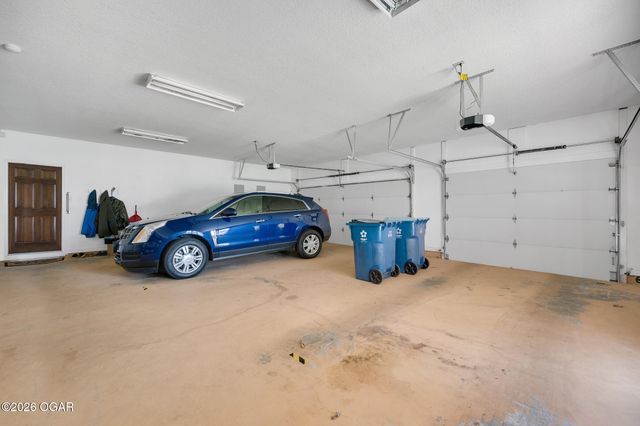 1021 Oakmont Drive, Joplin, MO 64804