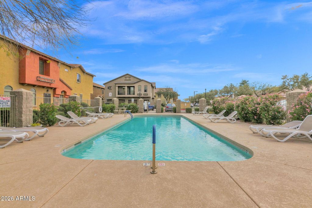 Image 21 of property listing at 2250 E DEER VALLEY Road 94, Phoenix, AZ 85024