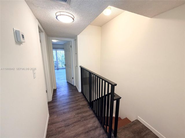 6131 SW 42nd Ct 6131, Davie, FL 33314