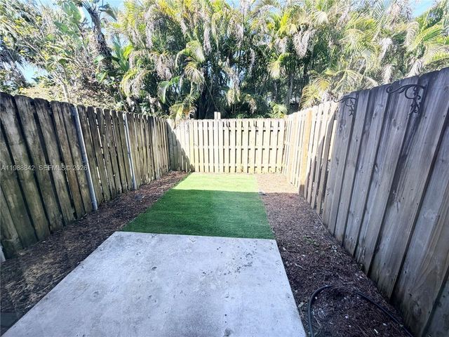 6131 SW 42nd Ct 6131, Davie, FL 33314