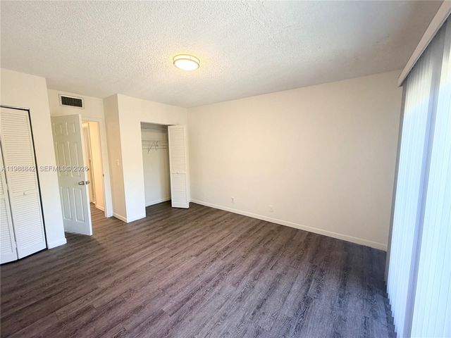 6131 SW 42nd Ct 6131, Davie, FL 33314