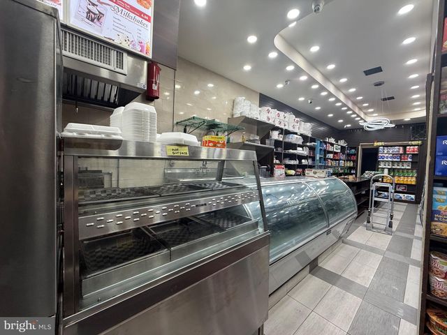 5138 MARKET ST, Philadelphia, PA 19139