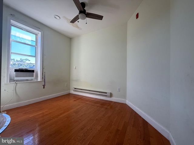 5138 MARKET ST, Philadelphia, PA 19139