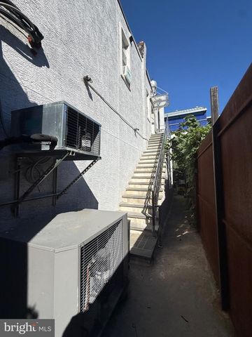 5138 MARKET ST, Philadelphia, PA 19139