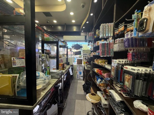 5138 MARKET ST, Philadelphia, PA 19139