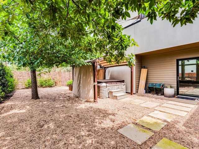 2314 S 3rd ST A, Austin, TX 78704
