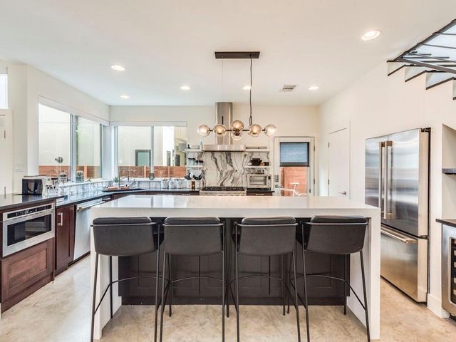 2314 S 3rd ST A, Austin, TX 78704