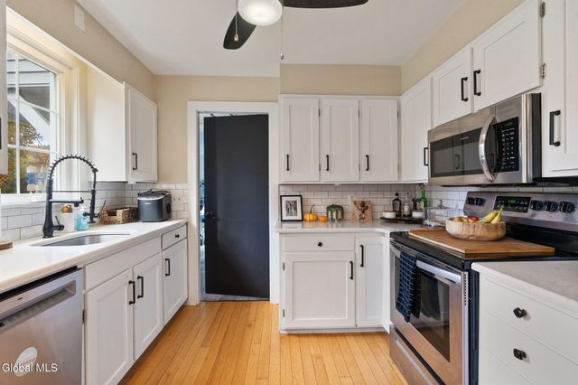 51 Main Street, Poestenkill, NY 12140