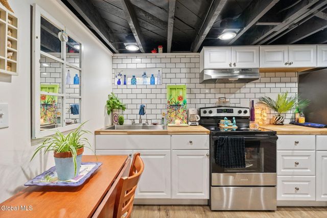 51 Main Street, Poestenkill, NY 12140