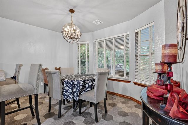 3012 N Meadowood Drive, Oklahoma City, OK 73110