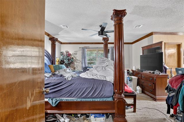 3012 N Meadowood Drive, Oklahoma City, OK 73110