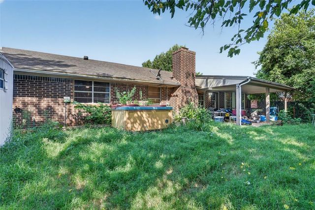 3012 N Meadowood Drive, Oklahoma City, OK 73110