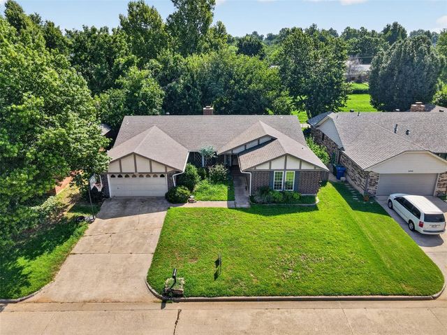 3012 N Meadowood Drive, Oklahoma City, OK 73110