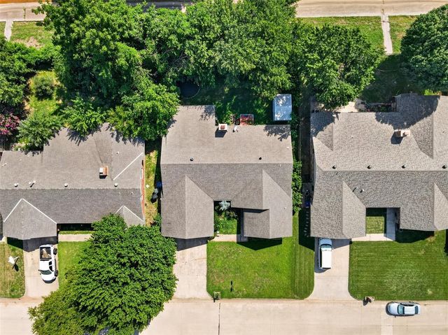 3012 N Meadowood Drive, Oklahoma City, OK 73110
