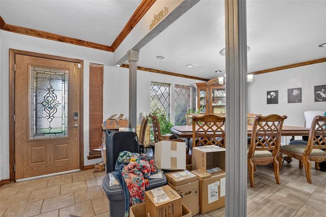 3012 N Meadowood Drive, Oklahoma City, OK 73110