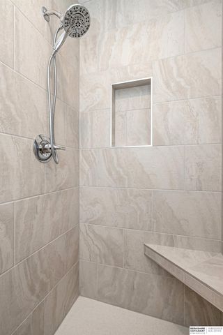 20501 Ogden Street, Elkhorn, NE 68022