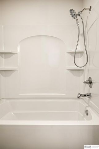 20501 Ogden Street, Elkhorn, NE 68022