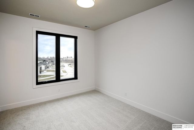 20501 Ogden Street, Elkhorn, NE 68022