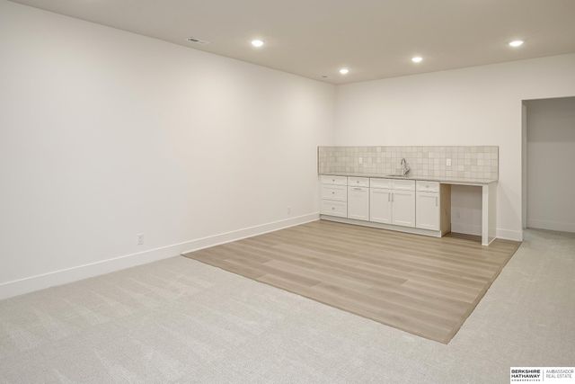 20501 Ogden Street, Elkhorn, NE 68022