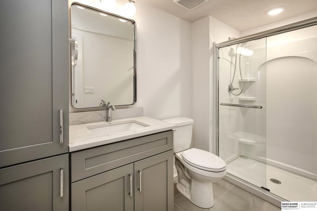 20501 Ogden Street, Elkhorn, NE 68022