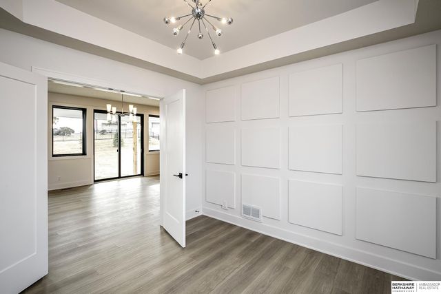 20501 Ogden Street, Elkhorn, NE 68022