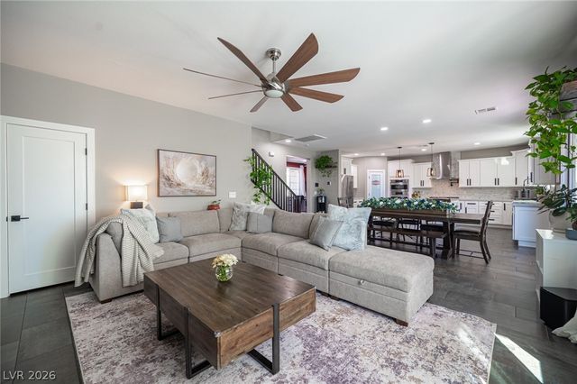 5432 Pride Mountain Street, North Las Vegas, NV 89031