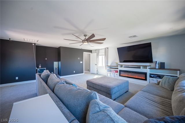 5432 Pride Mountain Street, North Las Vegas, NV 89031