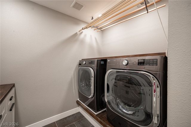 5432 Pride Mountain Street, North Las Vegas, NV 89031