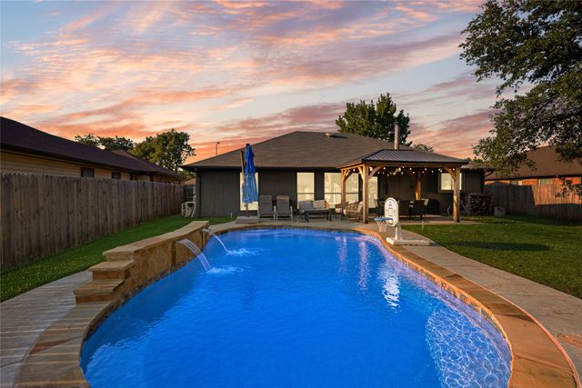 3317 Fairmeadows Lane, Fort Worth, TX 76123