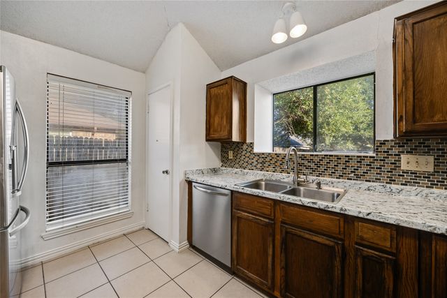 3317 Fairmeadows Lane, Fort Worth, TX 76123