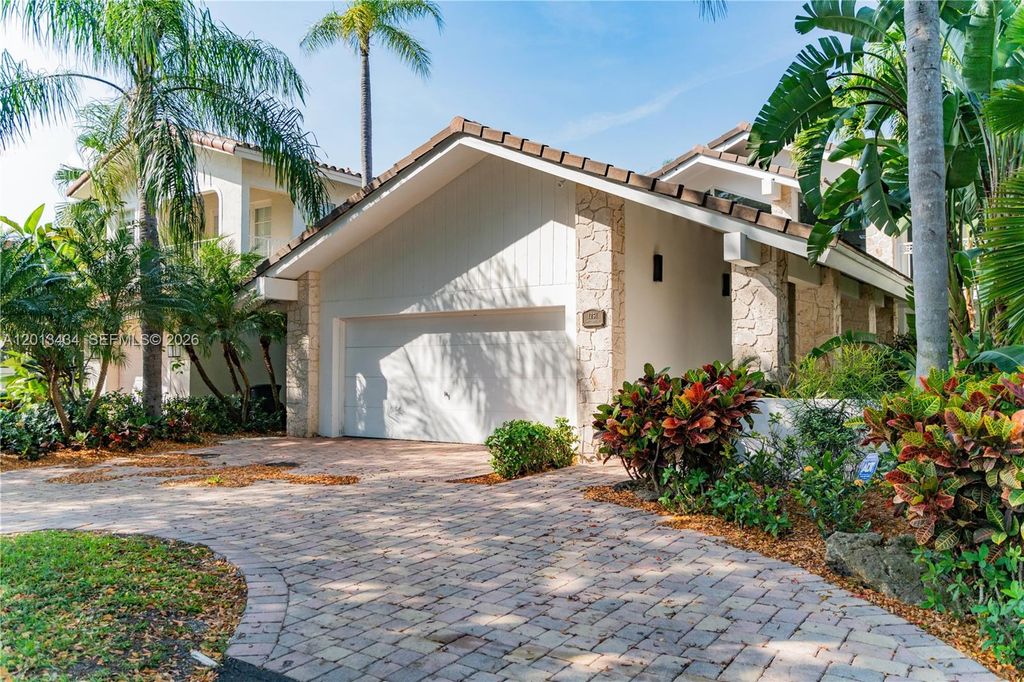 1231 Campo Sano Ave, Coral Gables, FL 33146