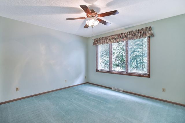 540 Allan Avenue SW, Owatonna, MN 55060