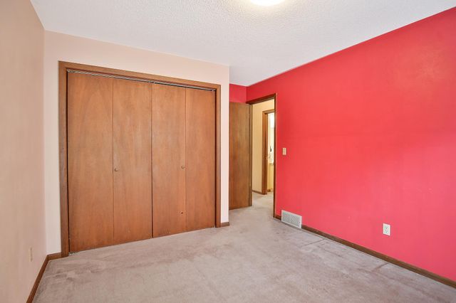 540 Allan Avenue SW, Owatonna, MN 55060