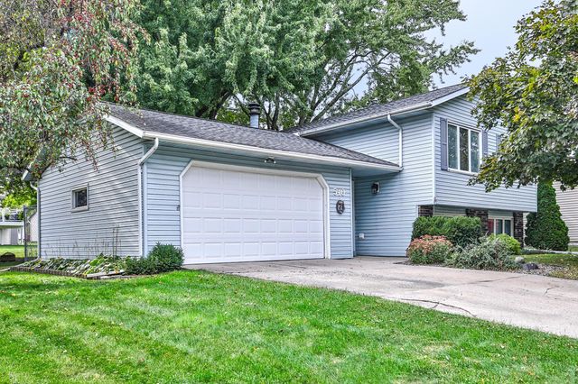 540 Allan Avenue SW, Owatonna, MN 55060