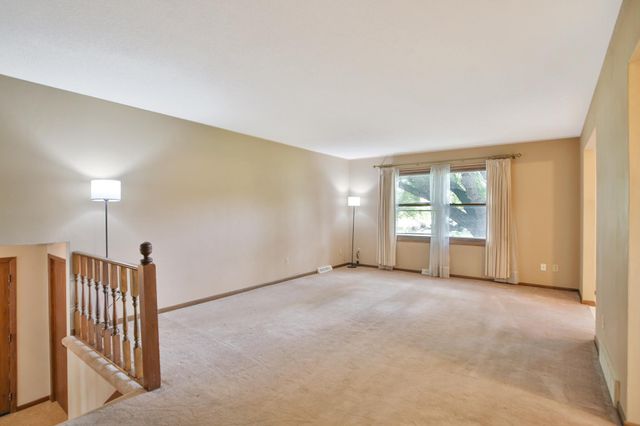 540 Allan Avenue SW, Owatonna, MN 55060