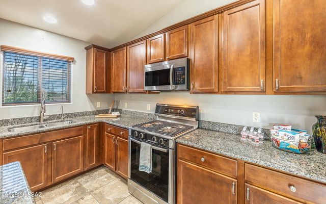 17226 S Azure Sky Trail, Vail, AZ 85641